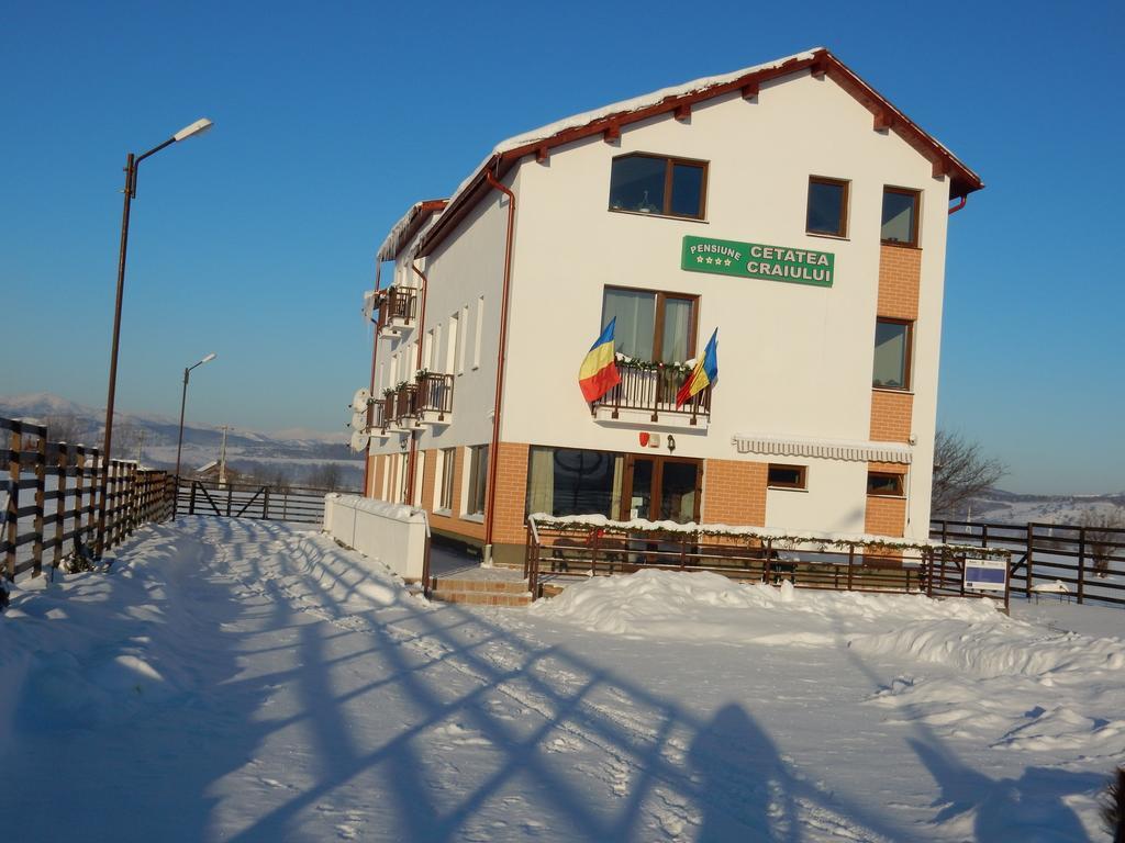 Pensiunea Cetatea Craiului Rîşnov Buitenkant foto
